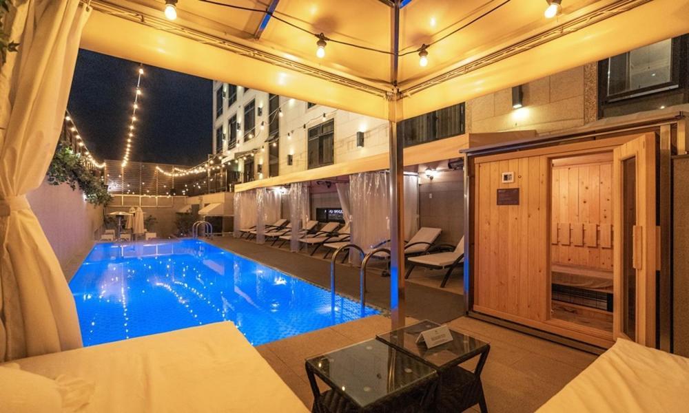 Daegu February Hotel Dongseongro Eksteriør billede