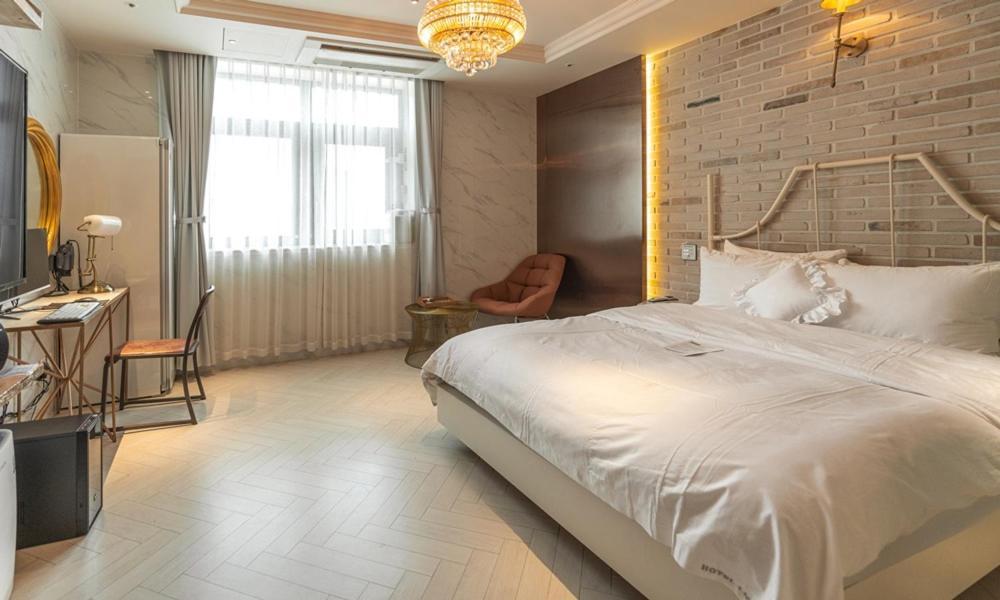 Daegu February Hotel Dongseongro Eksteriør billede